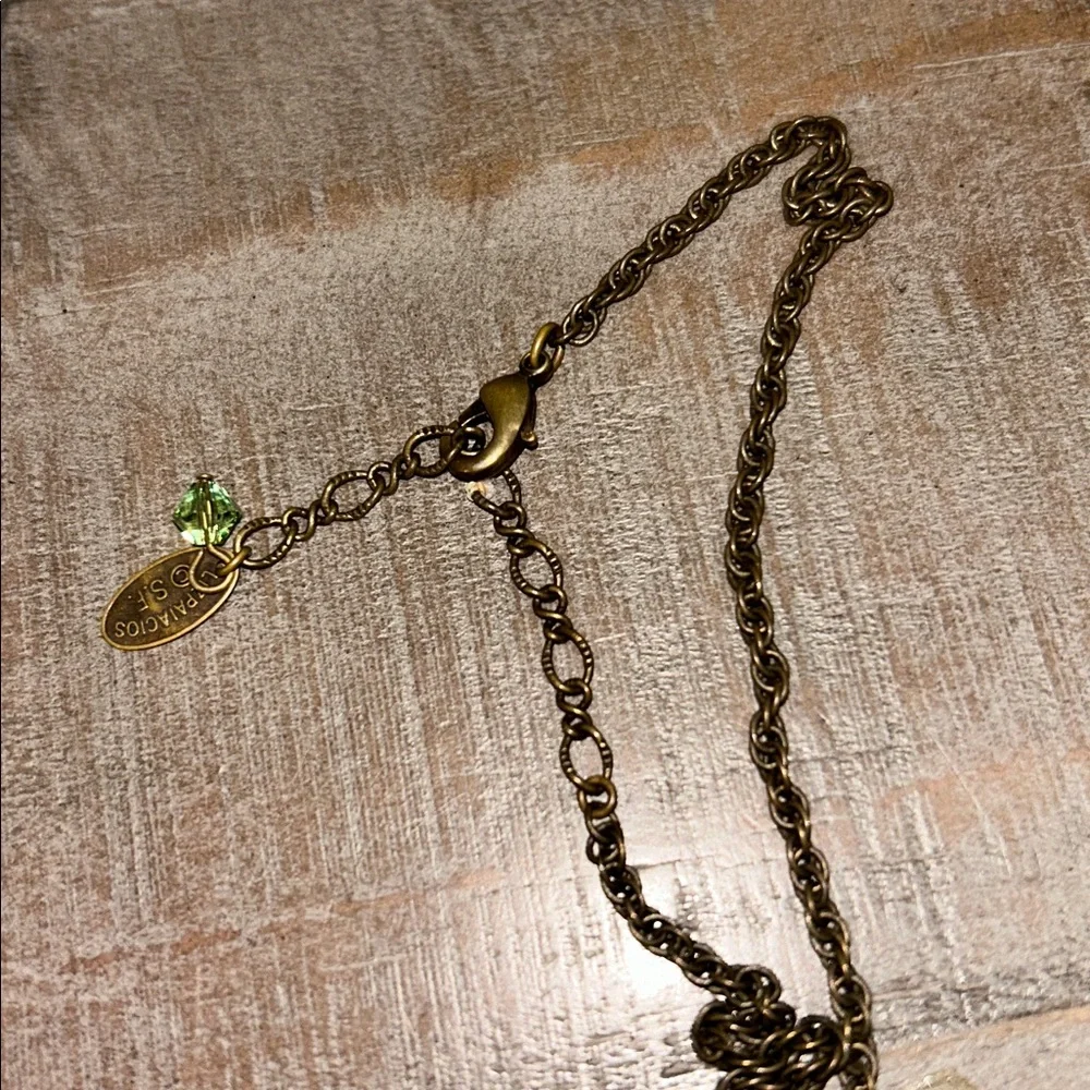 Elegant Turquoise Pendant Necklace with Gold Detailing - Picture 6 of 11